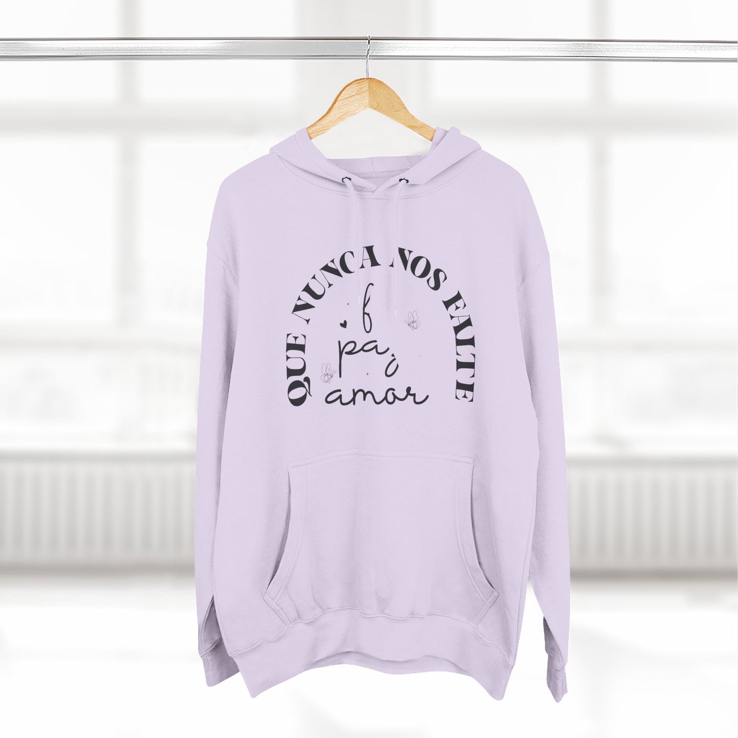 Cozy Three-Panel Fleece Hoodie with 'Nunca Nos Rinde' Design, Gift for Friends, Casual Wear, Love Quote, Cozy Clothing