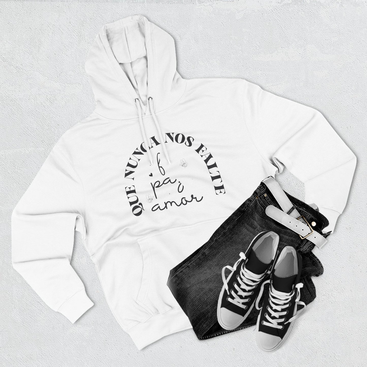 Cozy Three-Panel Fleece Hoodie with 'Nunca Nos Rinde' Design, Gift for Friends, Casual Wear, Love Quote, Cozy Clothing