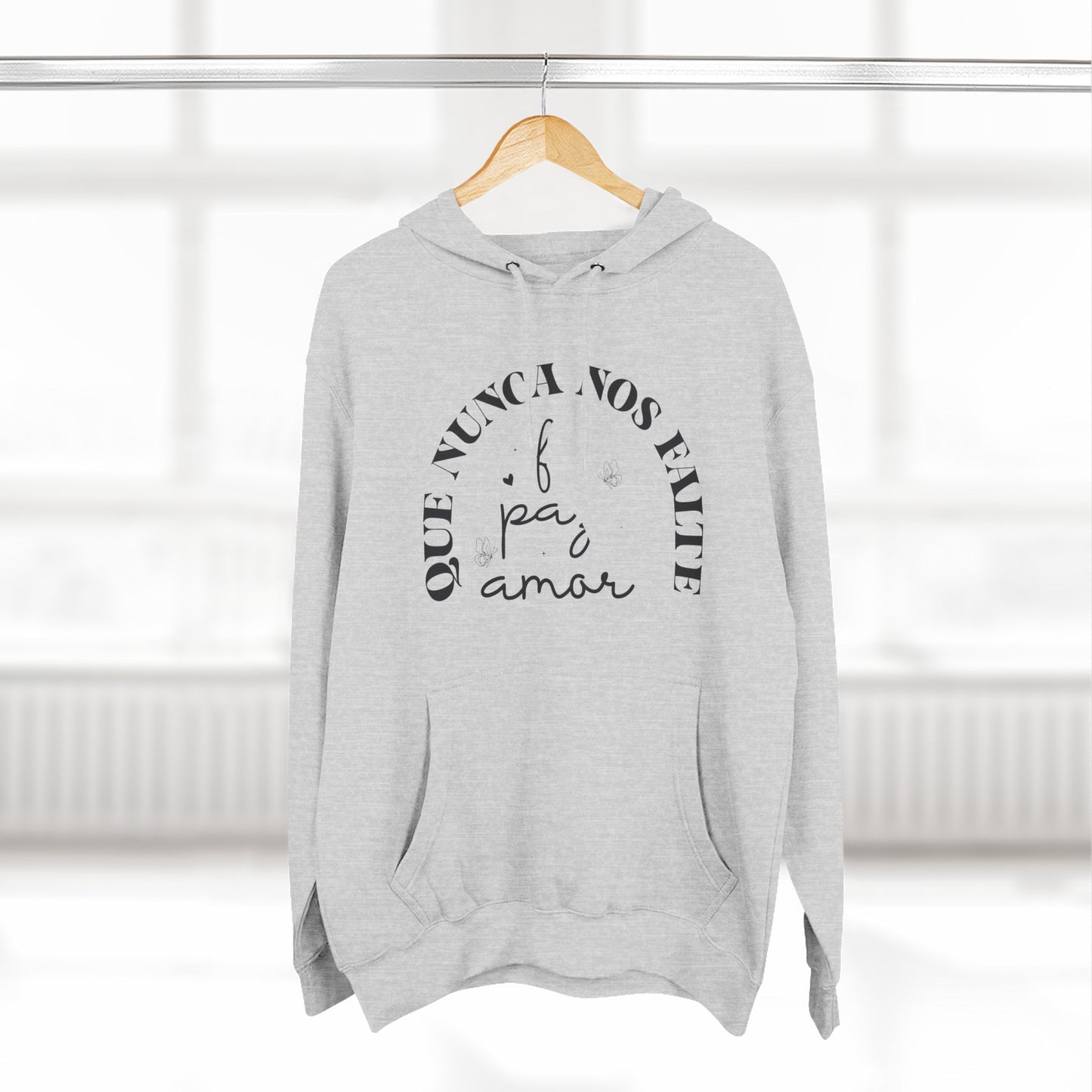 Cozy Three-Panel Fleece Hoodie with 'Nunca Nos Rinde' Design, Gift for Friends, Casual Wear, Love Quote, Cozy Clothing